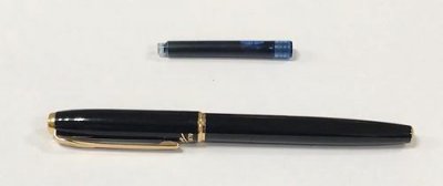 ​可换墨囊式钢笔（可换芯式钢笔）怎么换墨囊