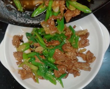​湖南名菜辣椒炒肉，带有湘味的做法你会做吗