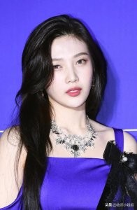 ​朴秀荣，清新明丽的性感美女，唯美容颜，火爆身材，太迷人啦