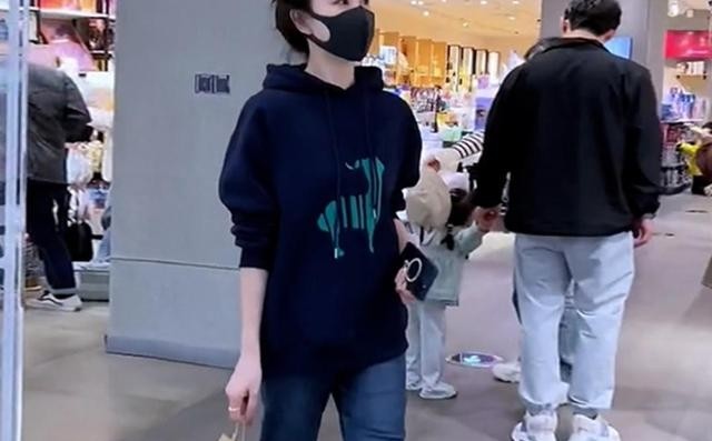 什么牌子的卫衣好，10家性价比高的卫衣店铺推荐