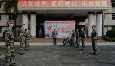​省军区“戎装常委”，为什么由中共中央任命 ？究竟是什么级别?