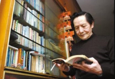 ​大陆金庸戊戟：60多岁开始写武侠，80多岁封笔留下千万字武侠小说