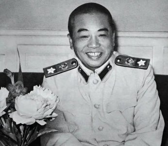 ​粟裕和彭总的关系：早年并肩作战，晚年却产生了意见分歧