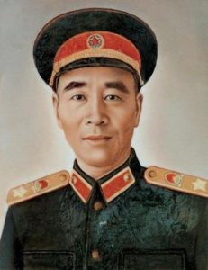 ​最年轻的开国元帅大将上将中将少将各是谁？都是风华正茂好年岁啊