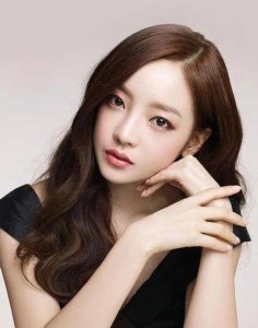 ​韩国女星具荷拉电视剧