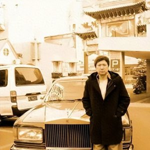 ​“软饭男”李春平，侍奉美国老太13年继承268亿，后来怎样？