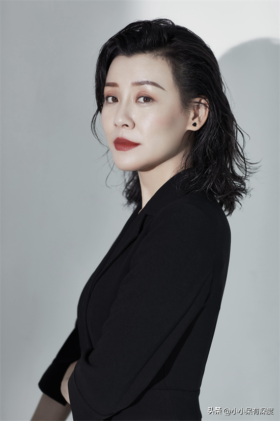 刘琳个人资料简介 演员刘琳近照，她坚持不扮嫩，被大导演抛弃后，嫁普通老公获幸福