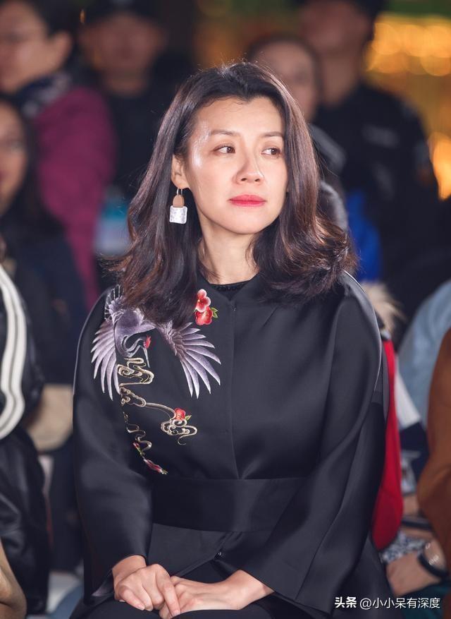 刘琳个人资料简介 演员刘琳近照，她坚持不扮嫩，被大导演抛弃后，嫁普通老公获幸福