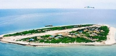 ​美军侦察机飞临东海，遭中方战机驱离，福建号不是想看就能看的