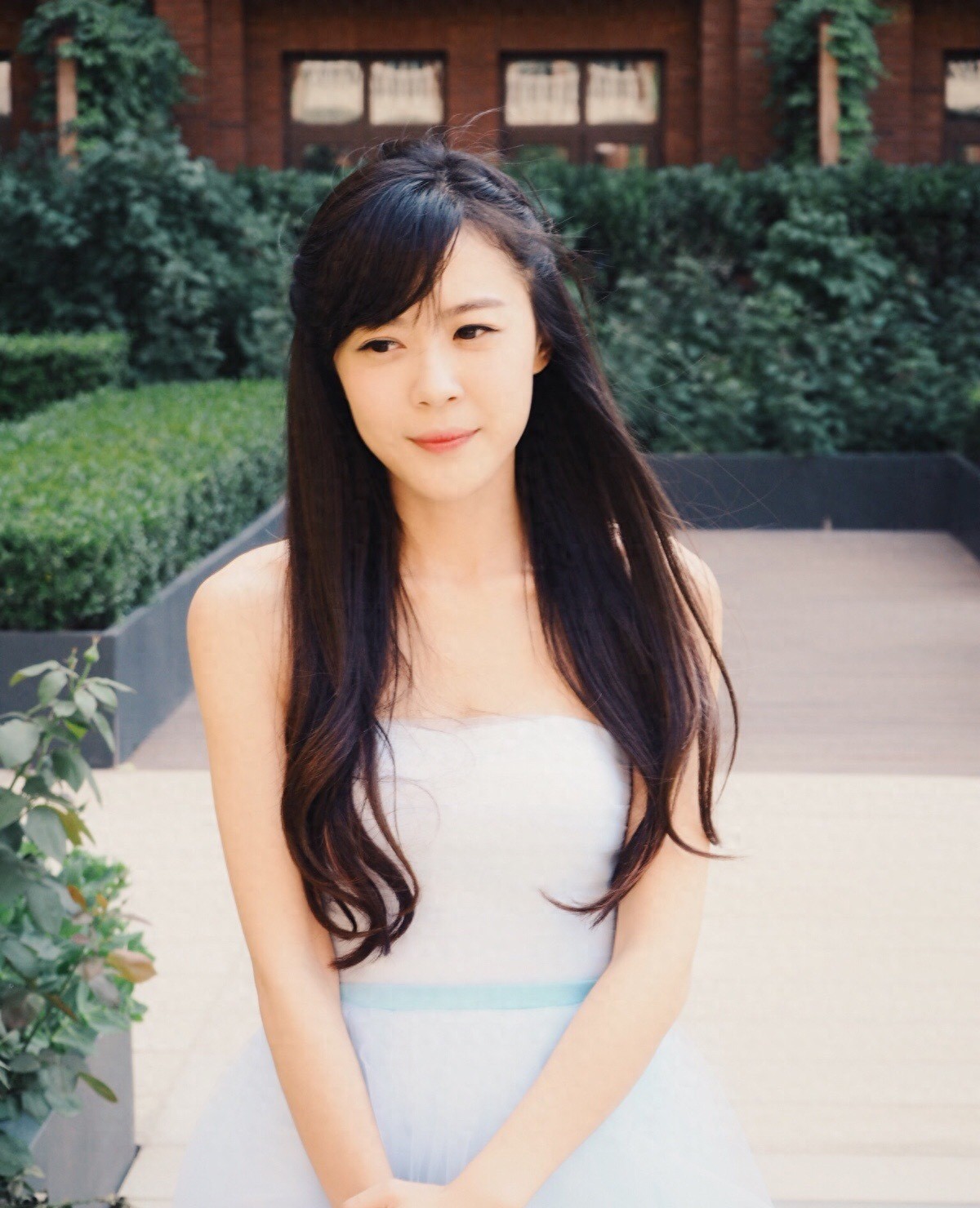 组团：内地女星李金铭
