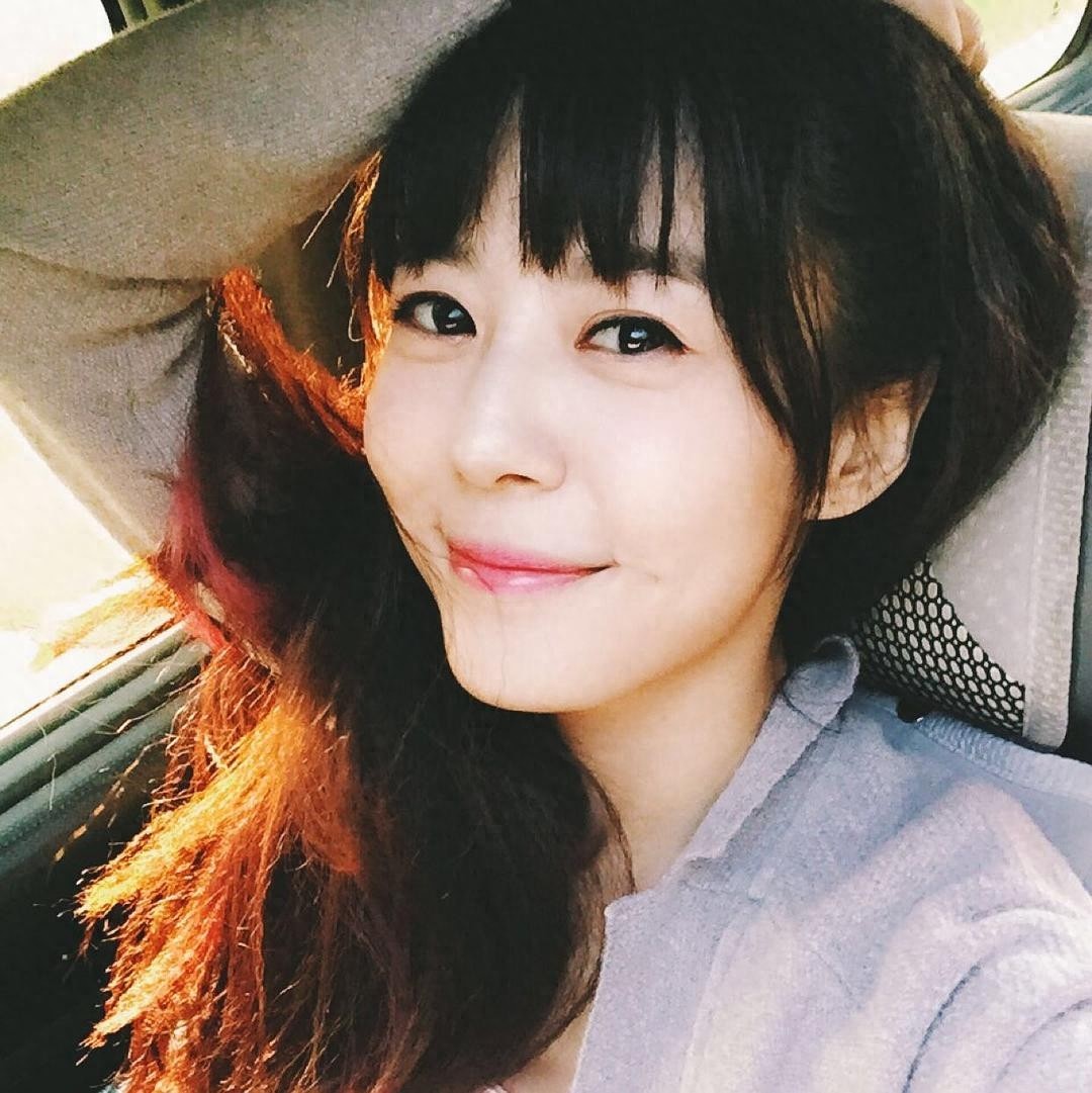 组团：内地女星李金铭