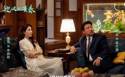 ​黄金档热播，黄轩与王雷主演的《上甘岭》峥嵘岁月的热血与激情