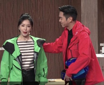 ​闷声做大事？秦岚二登春晚舞台，“琼女郎”唯独她弯道超车再翻红