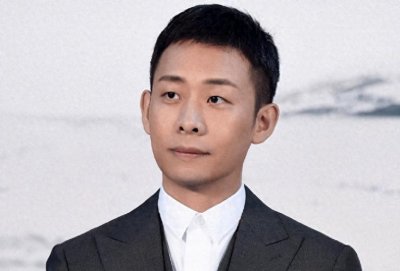 ​央视钱琳琳：二婚带娃嫁给小6岁影帝张译，多年后才知她嫁对了人