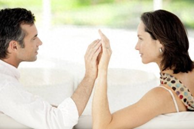 ​夫妻在恩爱的 5 个姿势，夫妻要三戒