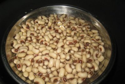 ​豆子要煮多久才熟,黄豆需要煮多长时间才可以煮熟