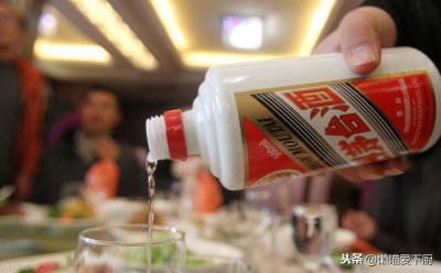 ​露酒是什么意思（露酒和白酒的口感区别）