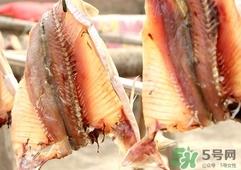 腌腊鱼放什么调料?腌腊鱼放什么调味品?