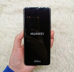 ​Mate20Pro碎屏，一千多维修费买新还是换屏？老师傅建议的很实在