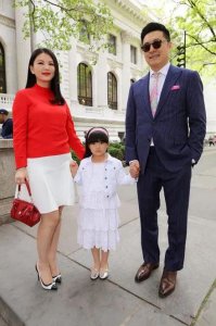 ​王岳伦：超级富二代，却被李湘嫌弃，离异后在小女友面前找回自信