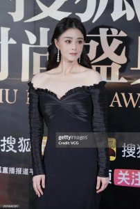 ​41岁蒋欣成功瘦身20斤，今晚红毯照曝光！颜值重回巅峰