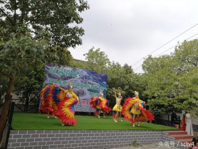 最好的季节 最美的梨花沟