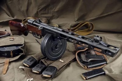 二战最经典冲锋枪:波波沙冲锋枪