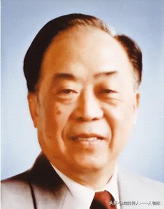 ​聂璧初：天津市原市长，天津市人大常委会原主任