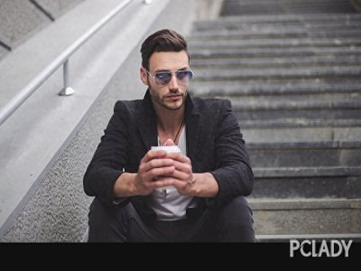 ​男生染发什么颜色的好看又低调