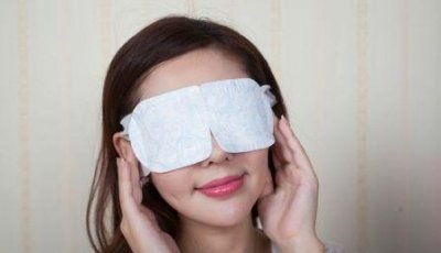 ​用什么化妆品遮黑眼圈效果最好(遮盖黑眼圈用什么颜色的遮瑕膏?)