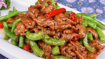 ​这才是青椒炒牛肉最简单的做法，肉质鲜嫩开胃