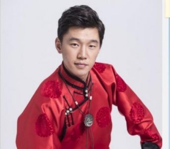 ​呼斯楞为什么唱那么好(额尔古纳乐队与呼斯楞)