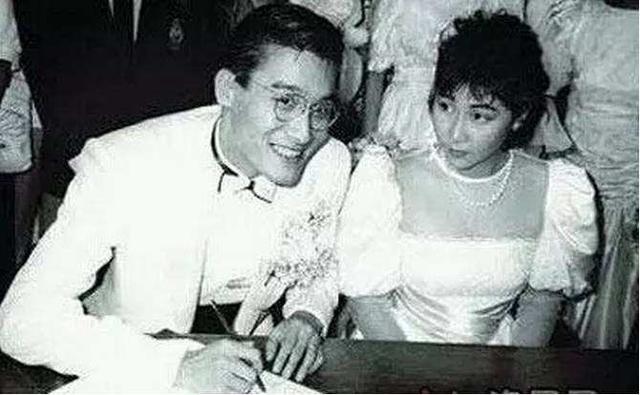 梁家辉有了老婆才有情人（风光背后是对妻女的愧疚）(16)