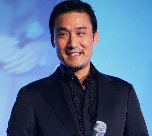 梁家辉有了老婆才有情人（风光背后是对妻女的愧疚）(1)