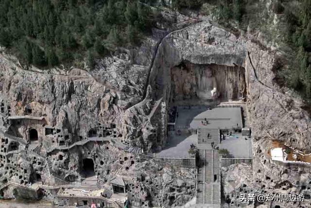 龙门石窟里边的卢舍那大佛介绍（龙门石窟卢舍那大佛竟然是这样建造的）(28)