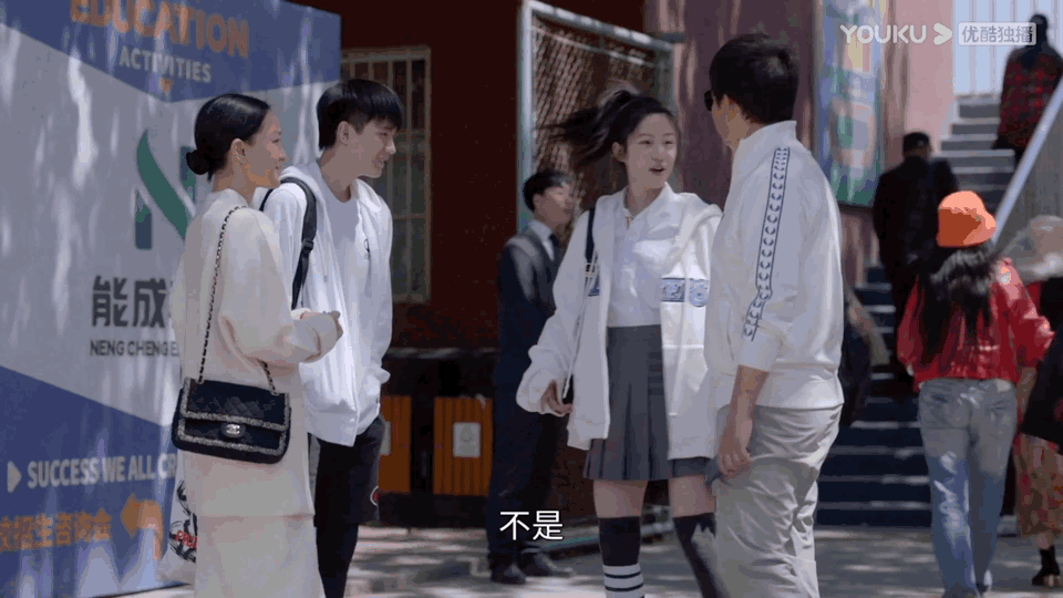 金卡戴珊学习法律（卡戴珊通过司法考试）(39)