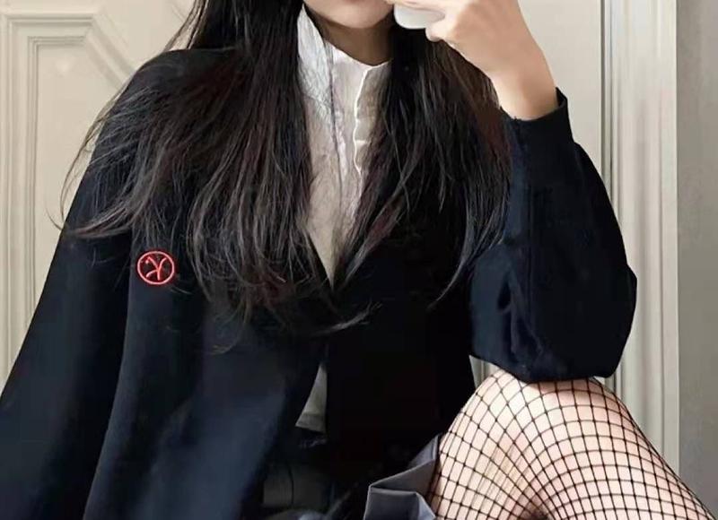 姑娘，你会与什么样的男人共度余生，早已注定了，别太着急