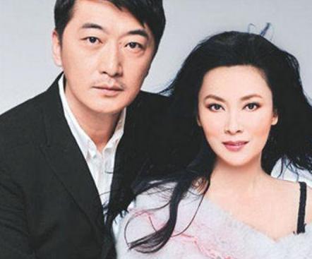 低调成这样？圈内竟没人知道他们是夫妻，30年恩爱还甜过初恋