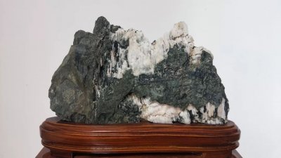 ​石说(七彩石）