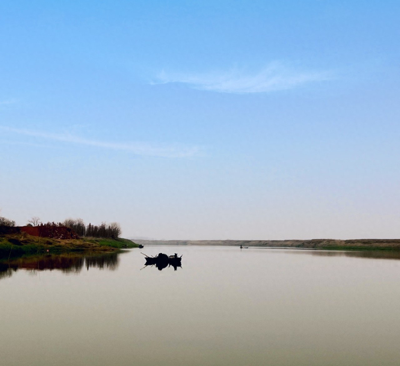 诗人屈原曾于公元前278年农历五月初五投汨罗江自杀