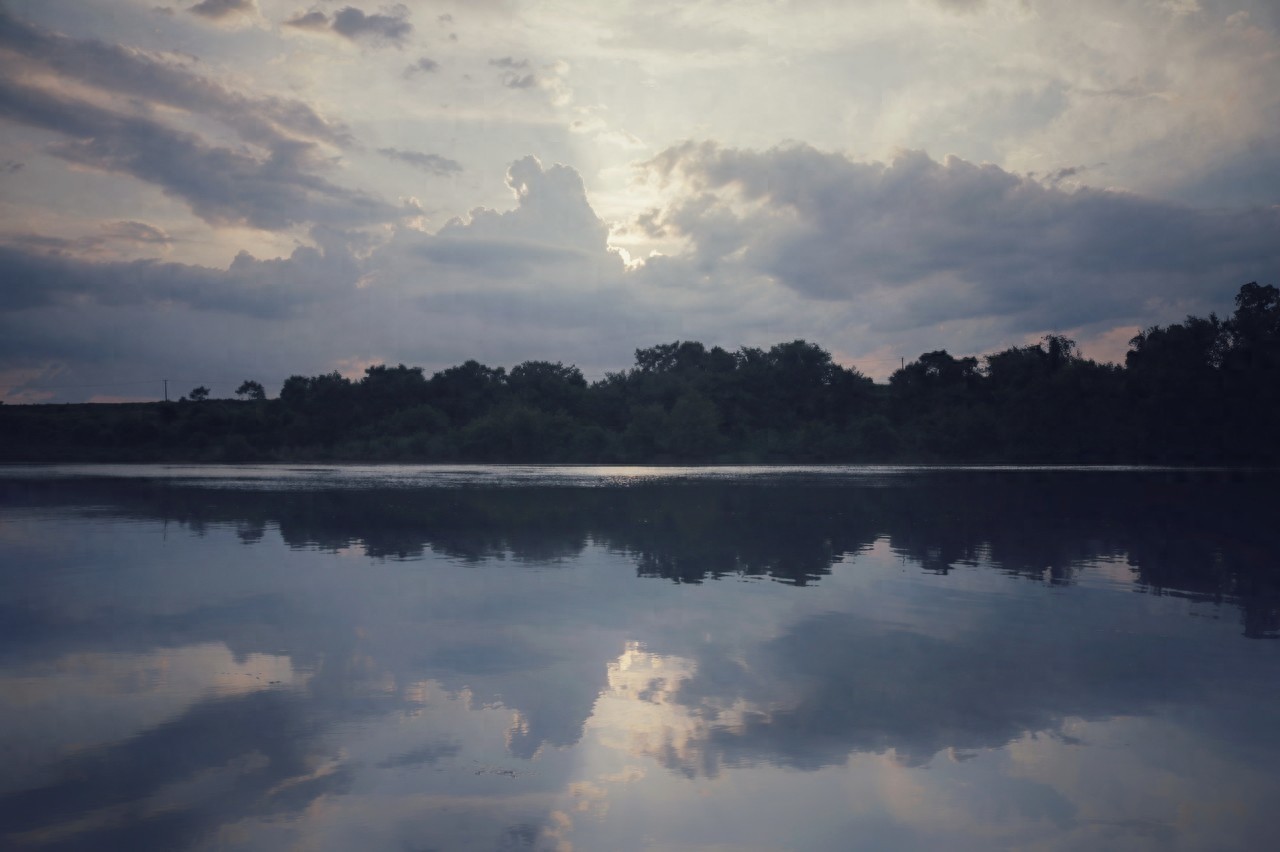 诗人屈原曾于公元前278年农历五月初五投汨罗江自杀