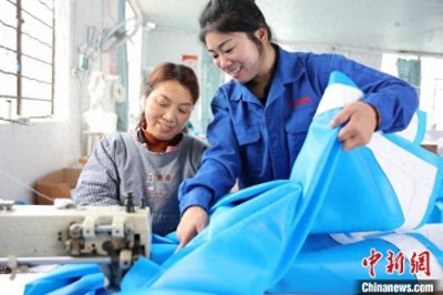 ​（乡村行·看振兴）浙江共富特写：“小工坊”如何释放“家”味道？