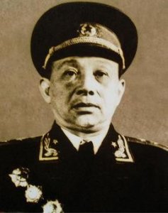 ​开国将帅（88）中将谭家述