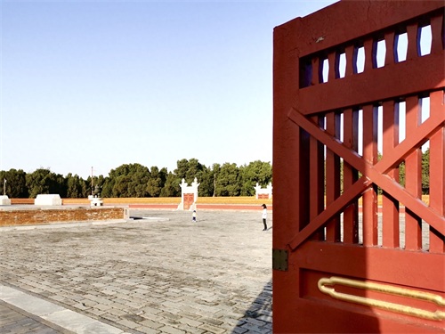 北京五大坛之一,排名第二的地坛,人少清净值得一玩