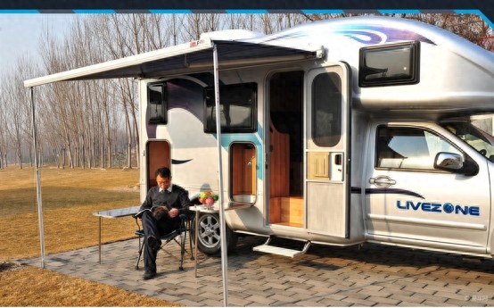 长城不只有哈弗更是国产皮卡老大,25万的房车也很厉害