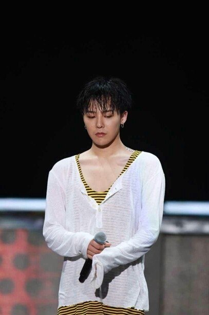 BIGBANG权志龙洛阳演唱会现场照，这次很“严肃”！