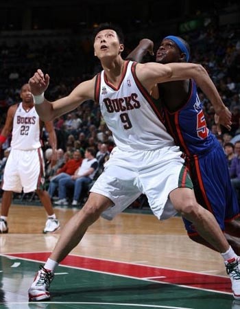 易建联重返NBA，回顾阿联NBA生涯数据