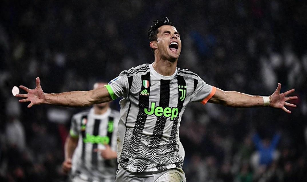 意甲第10轮尤文图斯主场2:1热那亚，C罗补时阶段打入一球